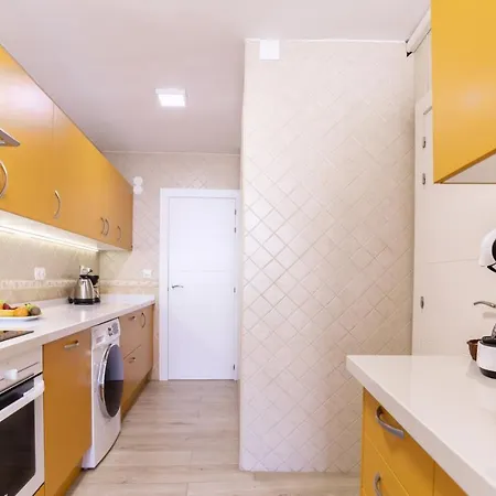 Rentcostadelsol Malagueta Miramar * Málaga