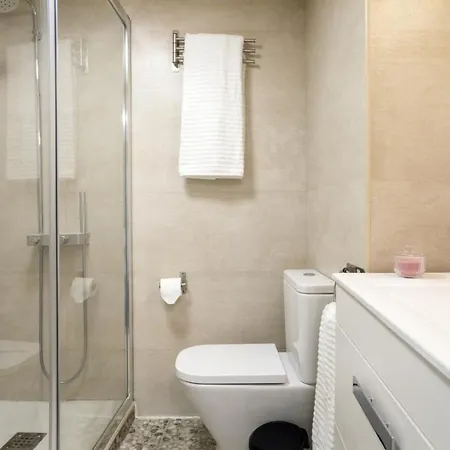 Rentcostadelsol Malagueta Miramar Apartment Malaga